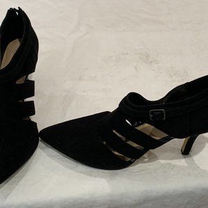 Bella Vita Black Suede Heels
